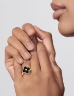 VAN CLEEF AND ARPELS 18k Vintage Alhambra ring, 1 motif - Image 5